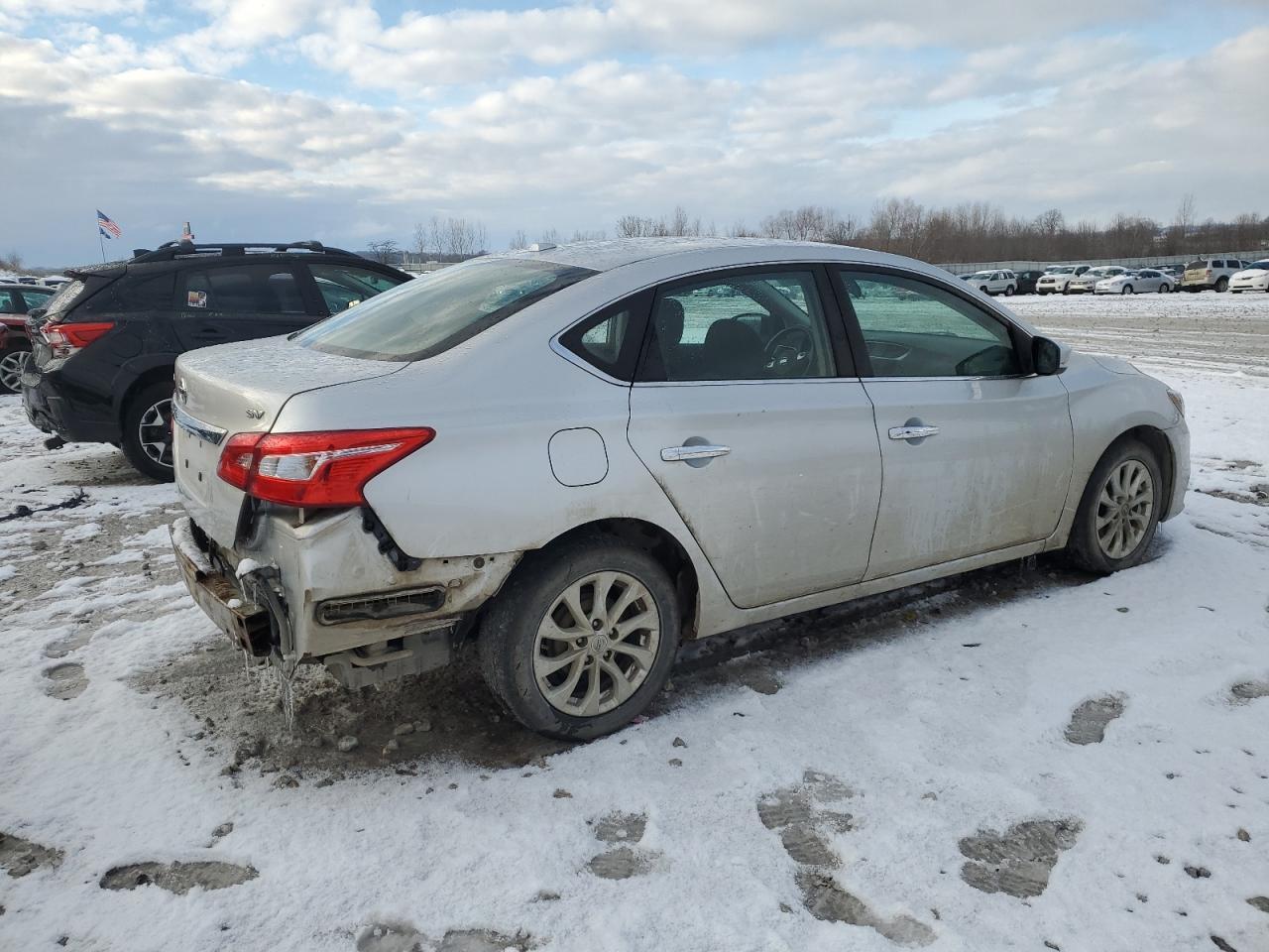 2018 NISSAN SENTRA S - Фото 3