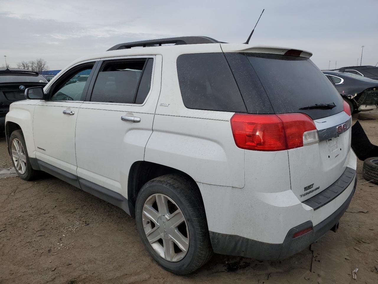 2012 GMC TERRAIN SL - Фото 2