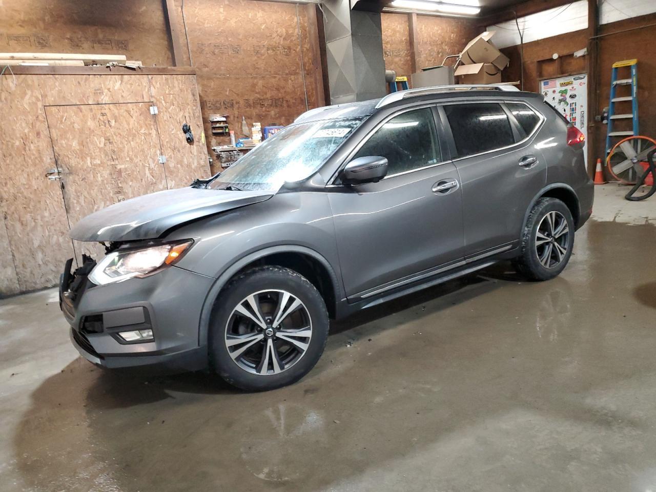 2018 NISSAN ROGUE S