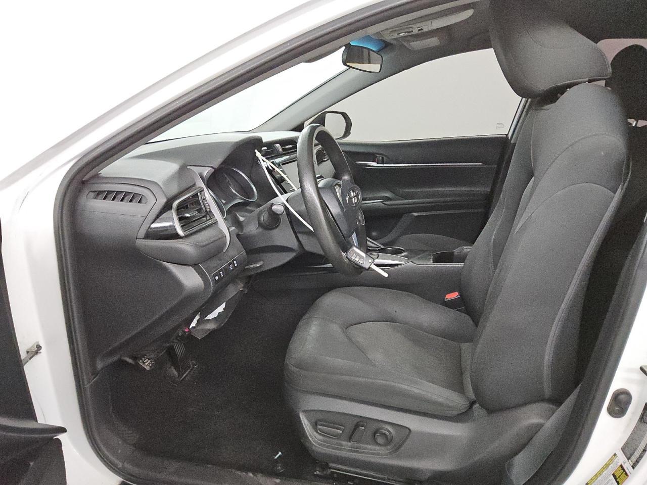 2019 TOYOTA CAMRY L - Image 7