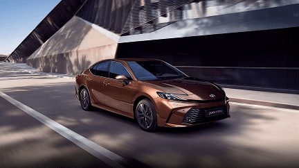 Toyota Camry / 2.5 l / 2019 Mileage 72 thousand FWD