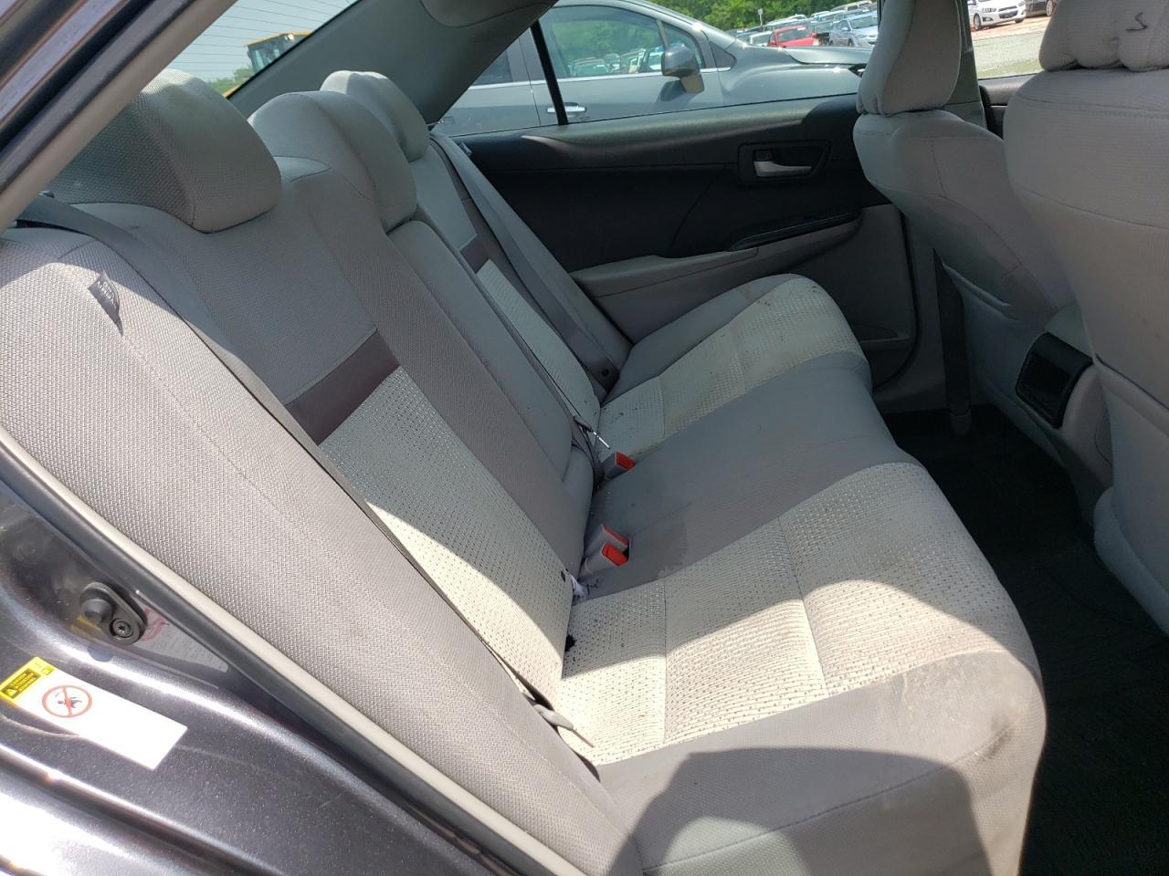 2014 Toyota Camry L - Image 6