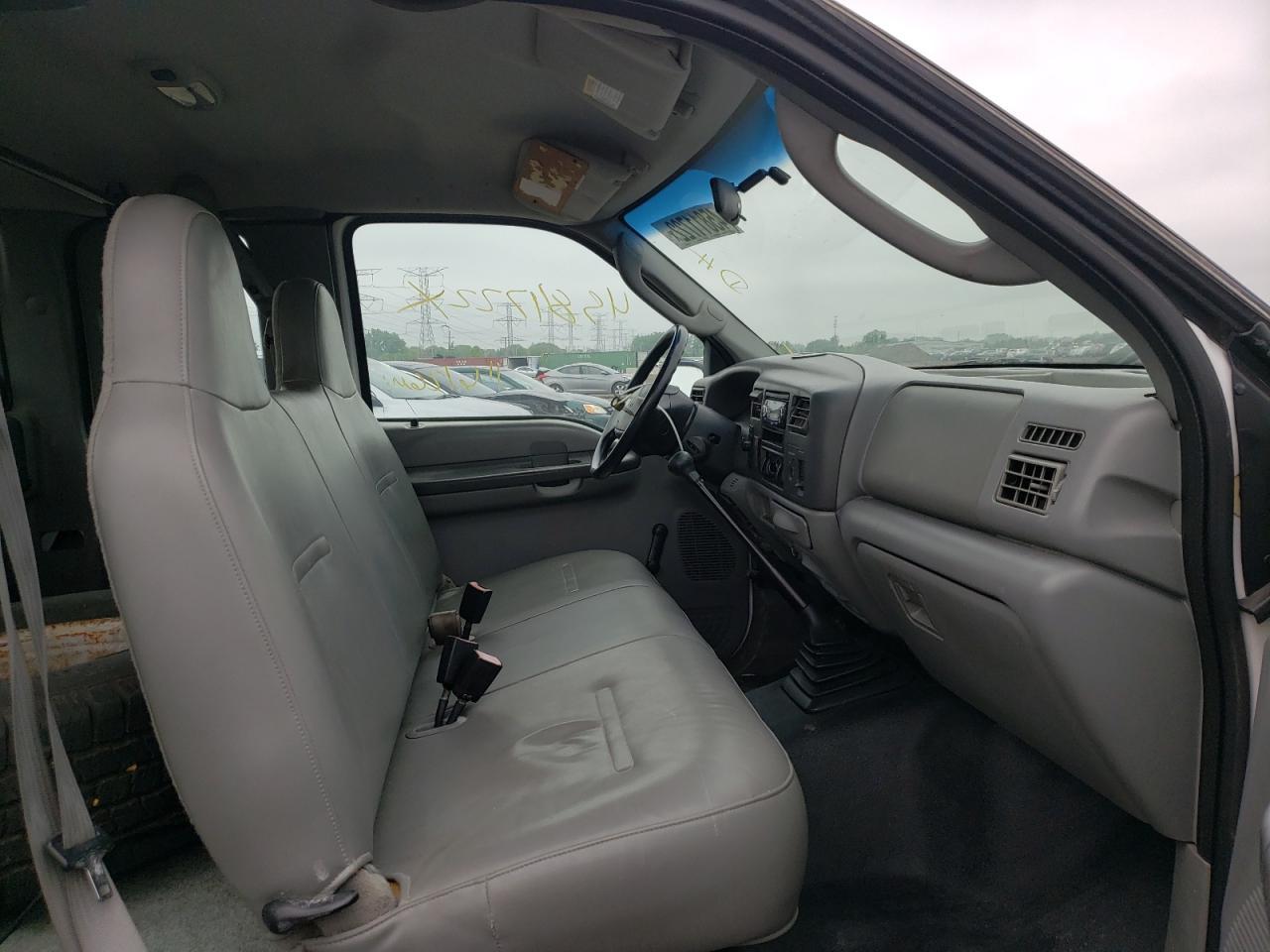 2004 Ford F350 Srw Super Duty - Image 5