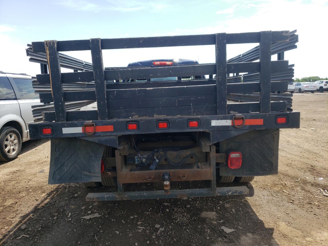 2009 Chevrolet Silverado C3500 - Image 6