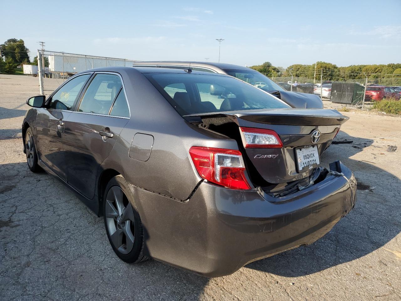 2014 Toyota Camry Se - Фото 3