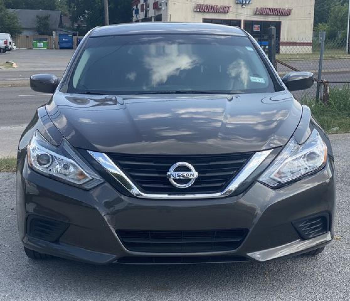 2016 Nissan Altima 2.5 - Image 2