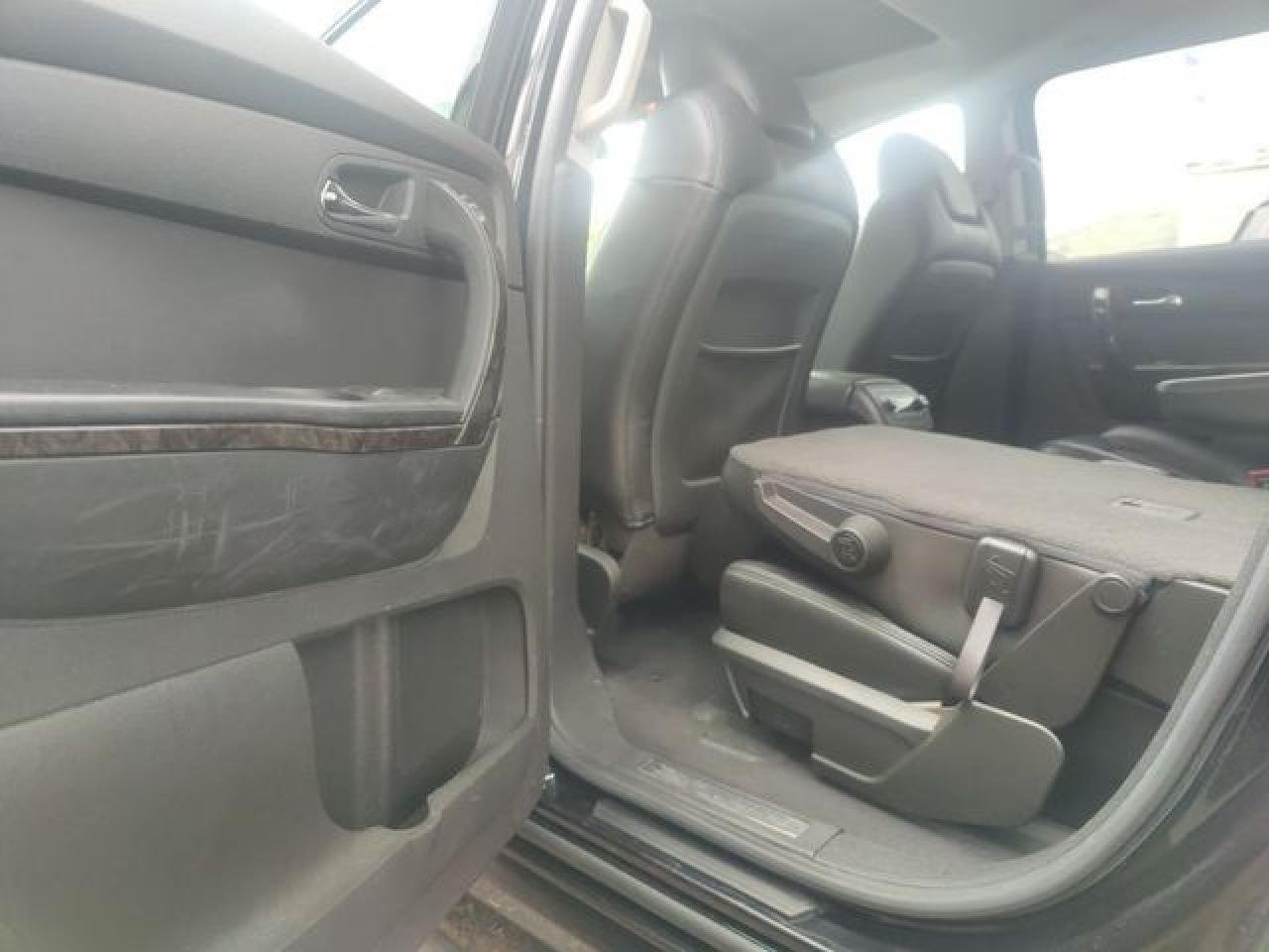 2011 GMC Acadia Denali - Image 3