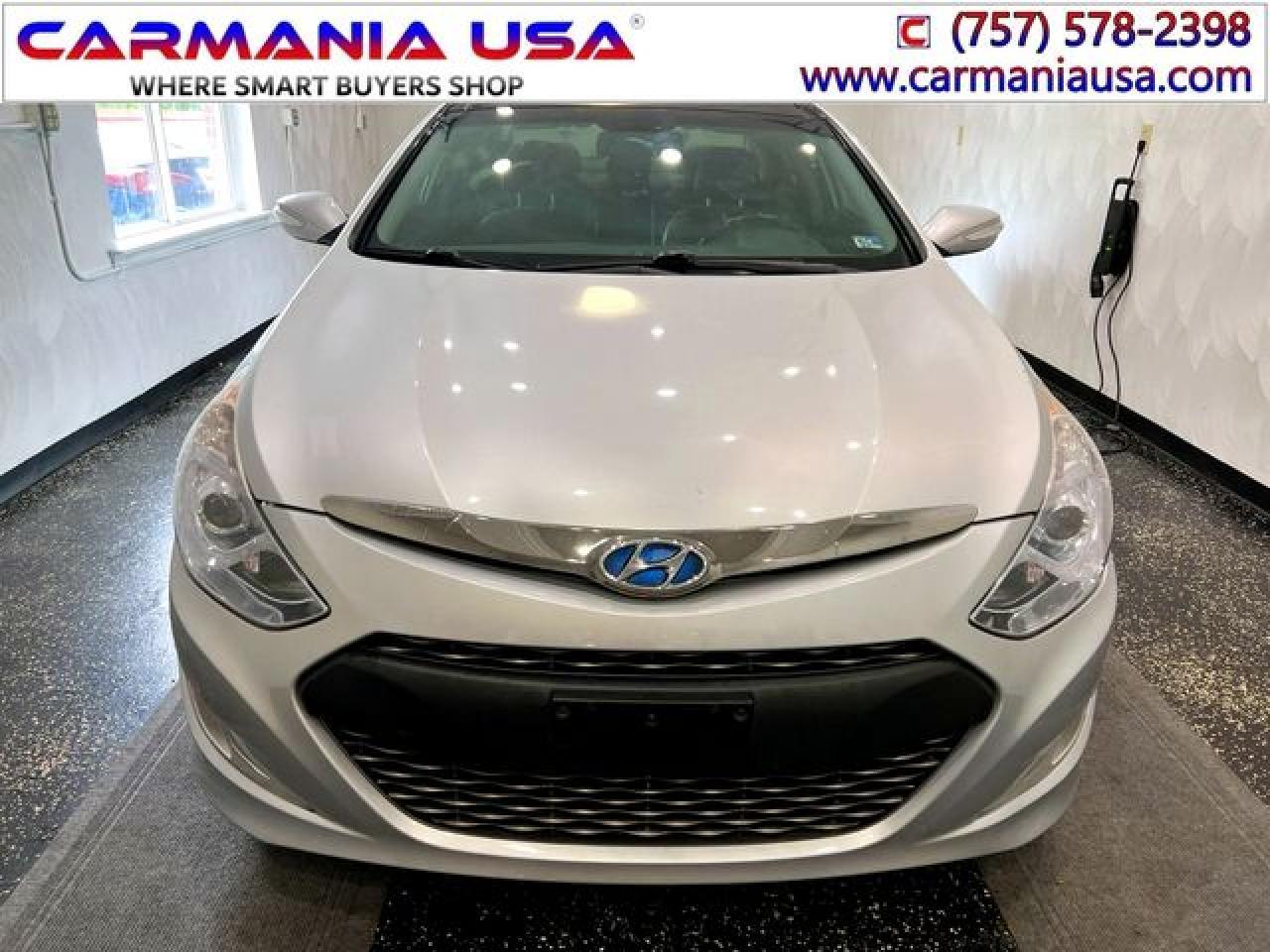 2012 Hyundai Sonata Hybrid - Image 2