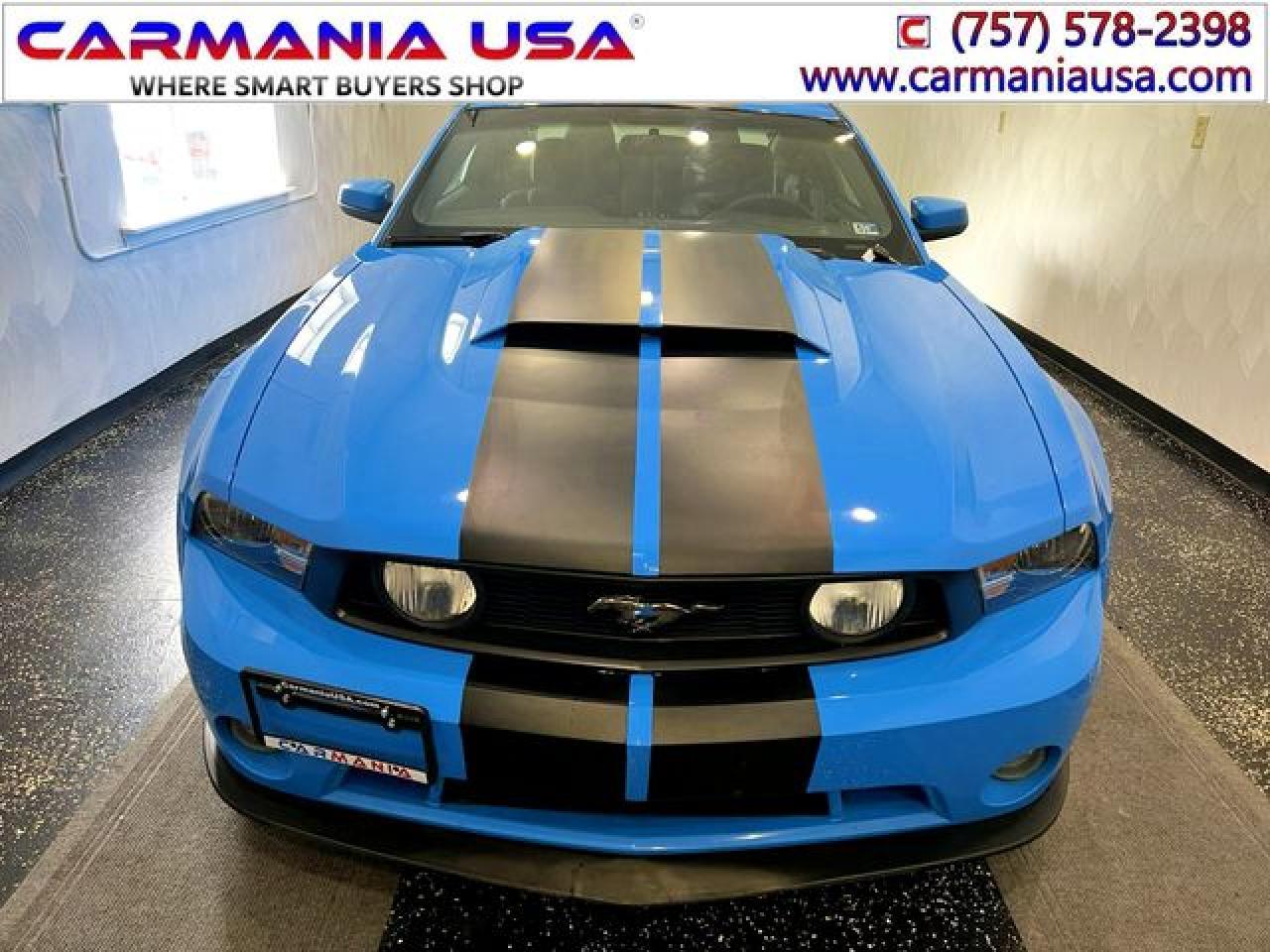 2011 Ford Mustang - Фото 2
