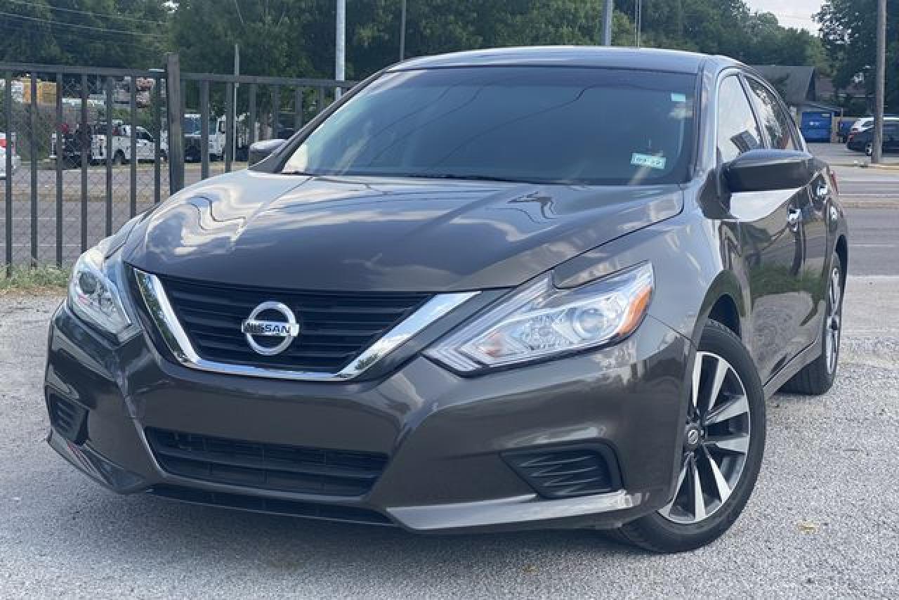 2016 Nissan Altima 2.5 - Image 3
