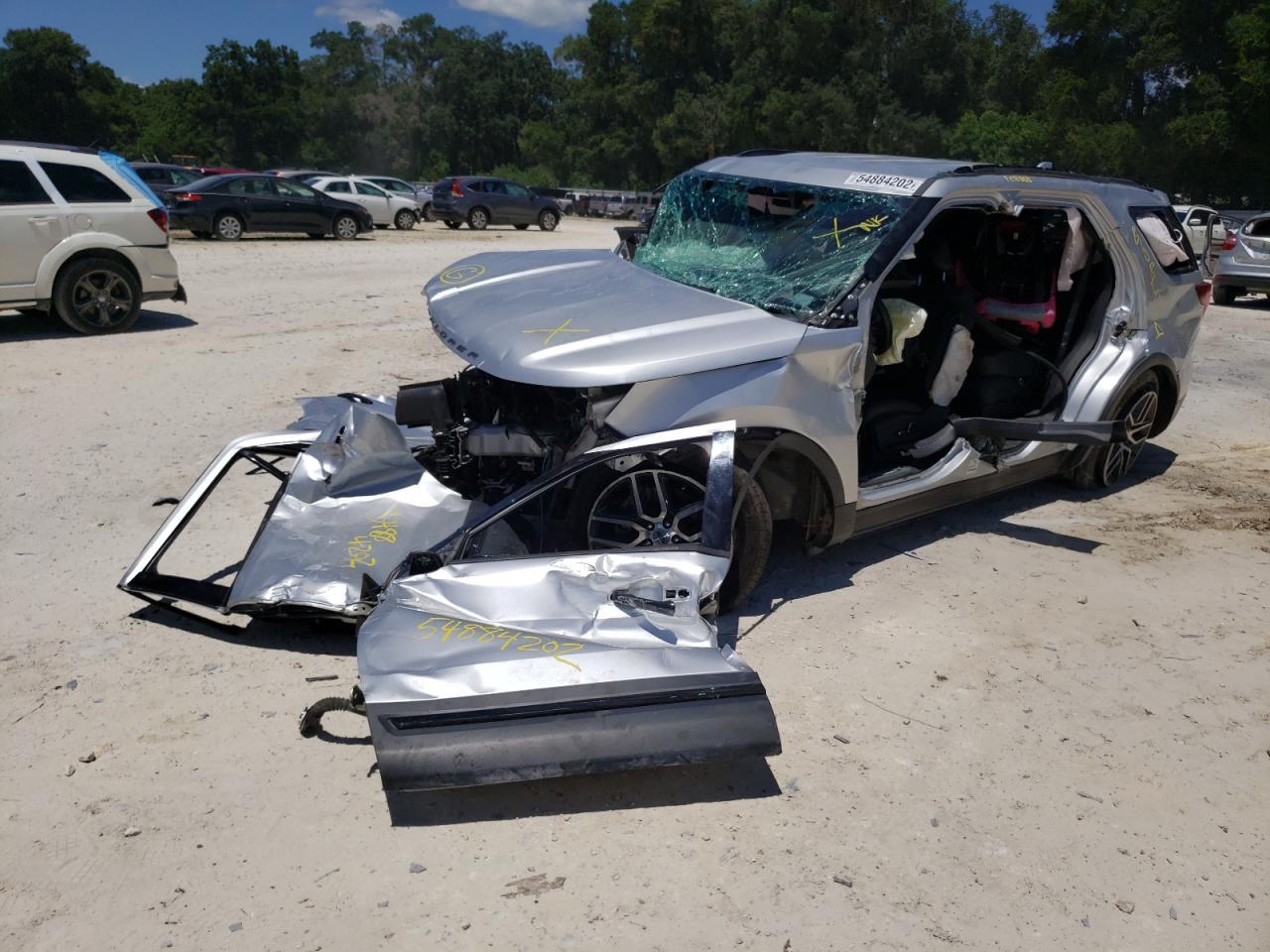 2016 Ford Explorer Sport - Фото 2