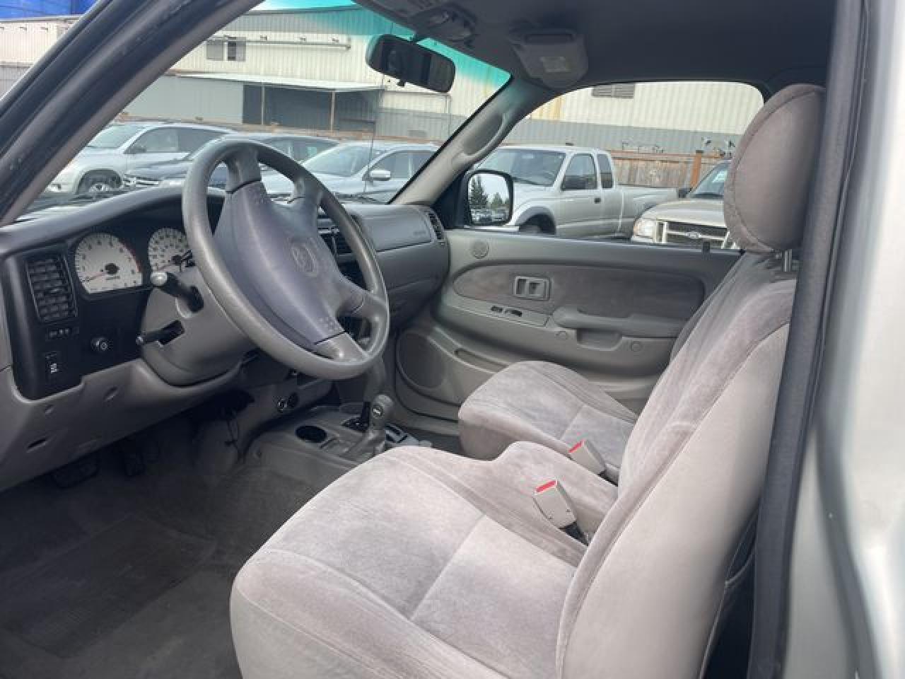 2001 Toyota Tacoma Xtracab - Image 4