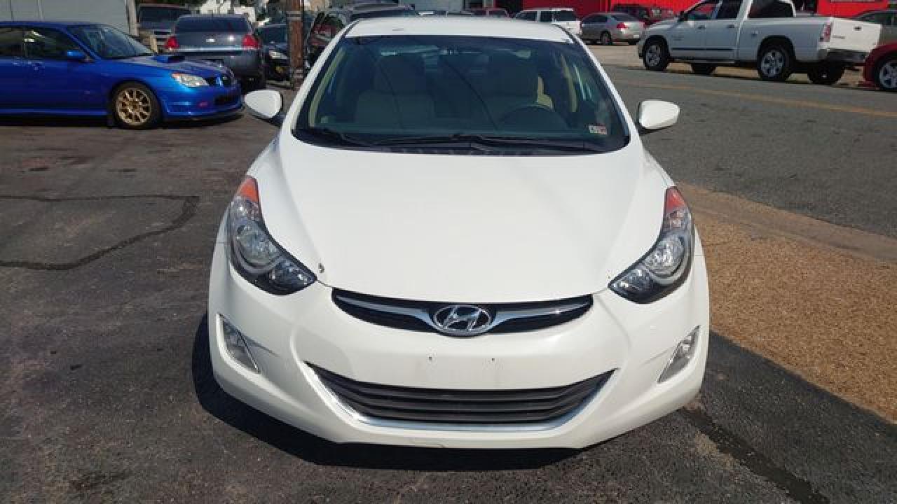 2013 Hyundai Elantra Gls - Image 2