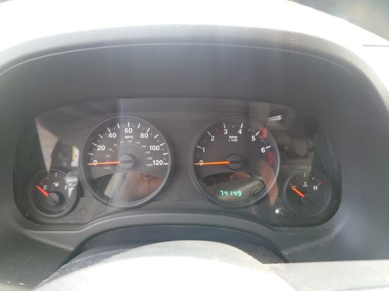 2013 Jeep Patriot Latitude - Фото 7