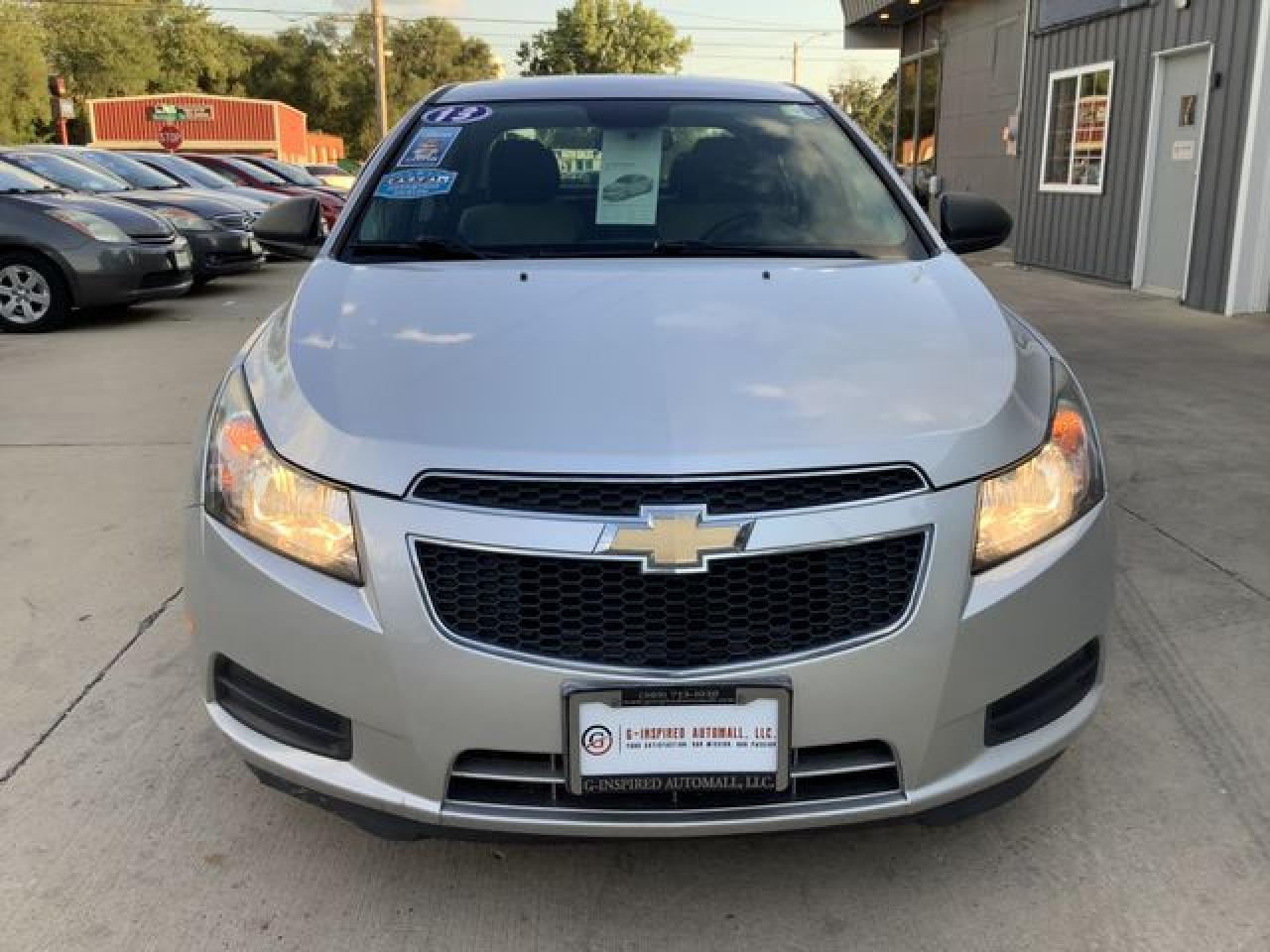 2013 Chevrolet Cruze Ls - Image 2