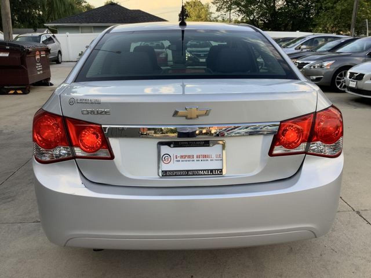 2013 Chevrolet Cruze Ls - Image 6