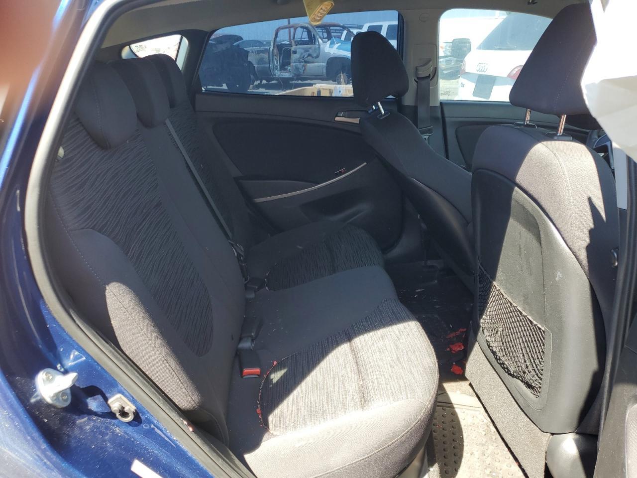 2017 Hyundai Accent Se - Фото 6