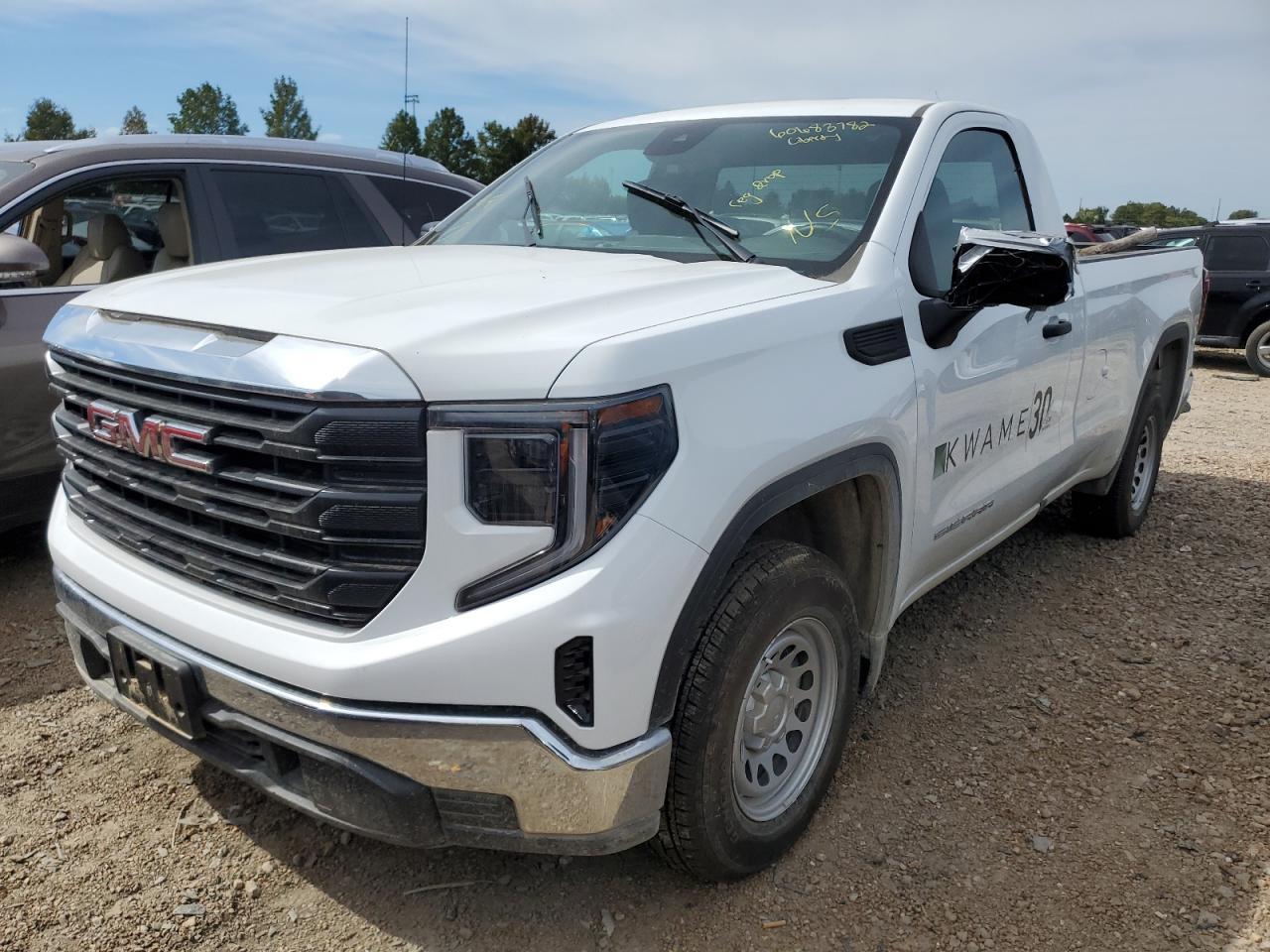 2022 GMC Sierra C1500 - Image 2