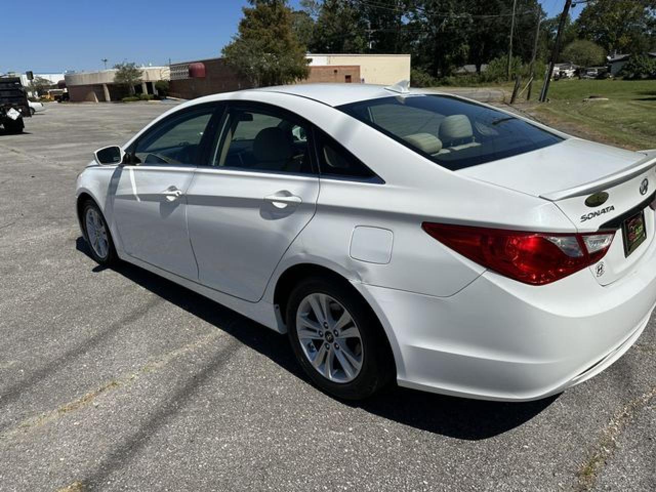2011 Hyundai Sonata Gls - Фото 7