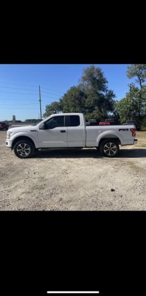 2019 Ford F150 Super Cab - Фото 2
