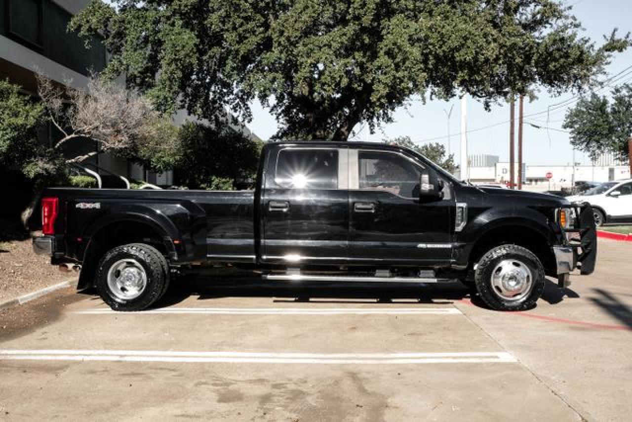 2017 Ford F350 Super Duty - Фото 5
