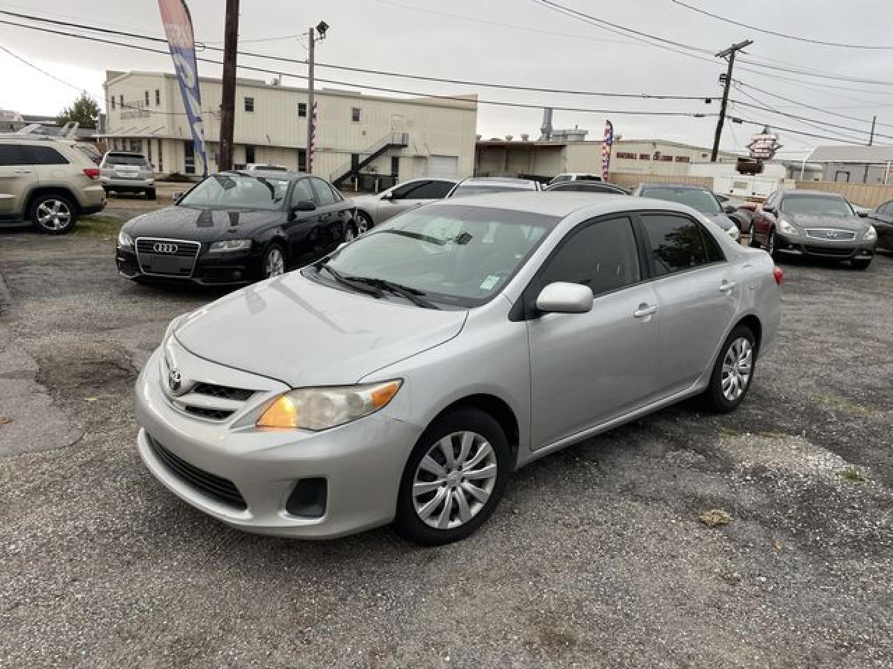 2012 Toyota Corolla Base - Фото 2