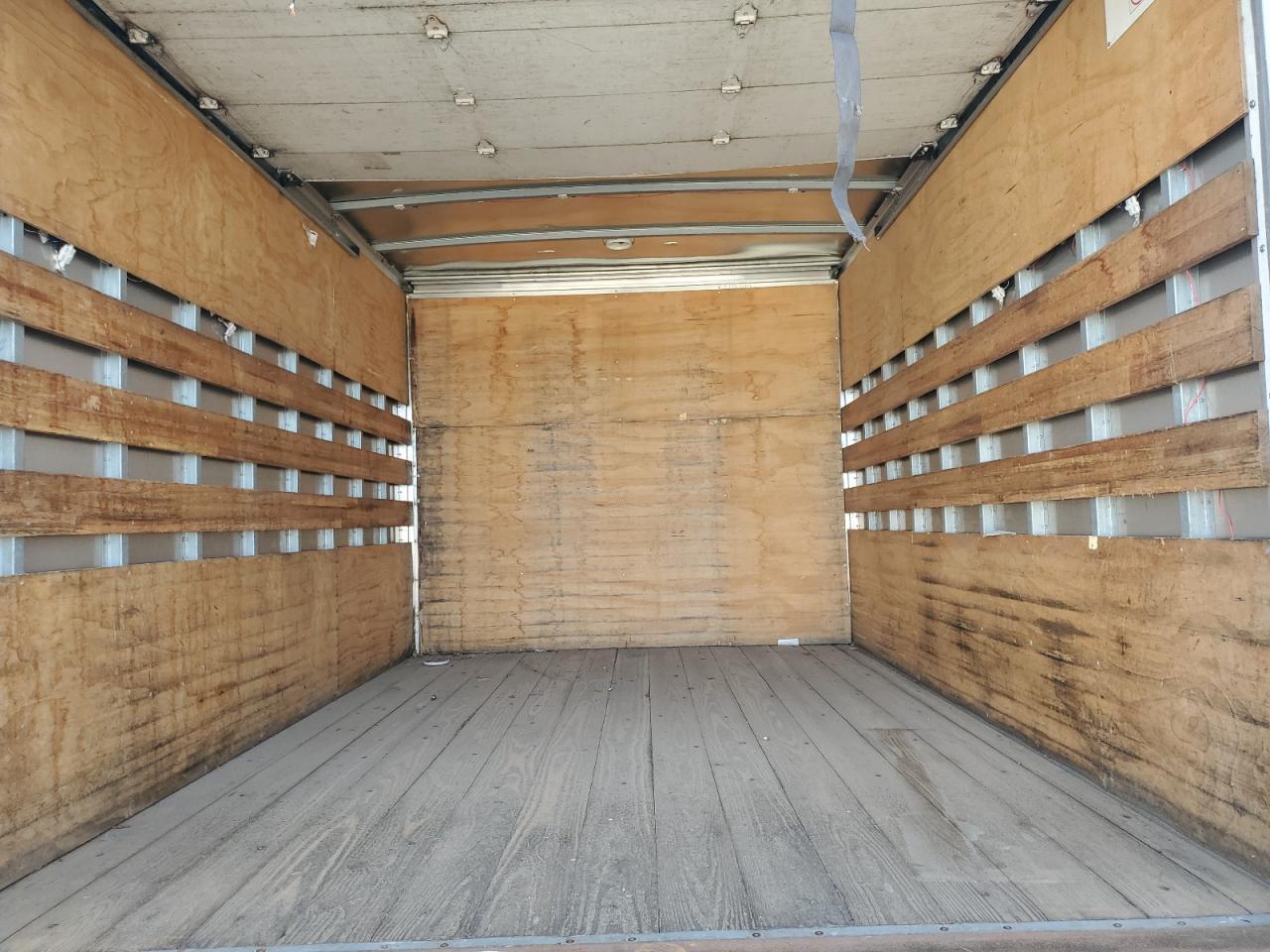 2014 Isuzu Npr - Фото 6