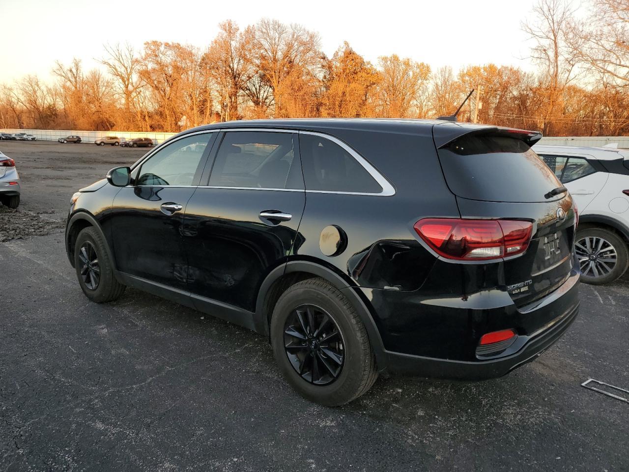 2020 Kia Sorento L - Фото 2