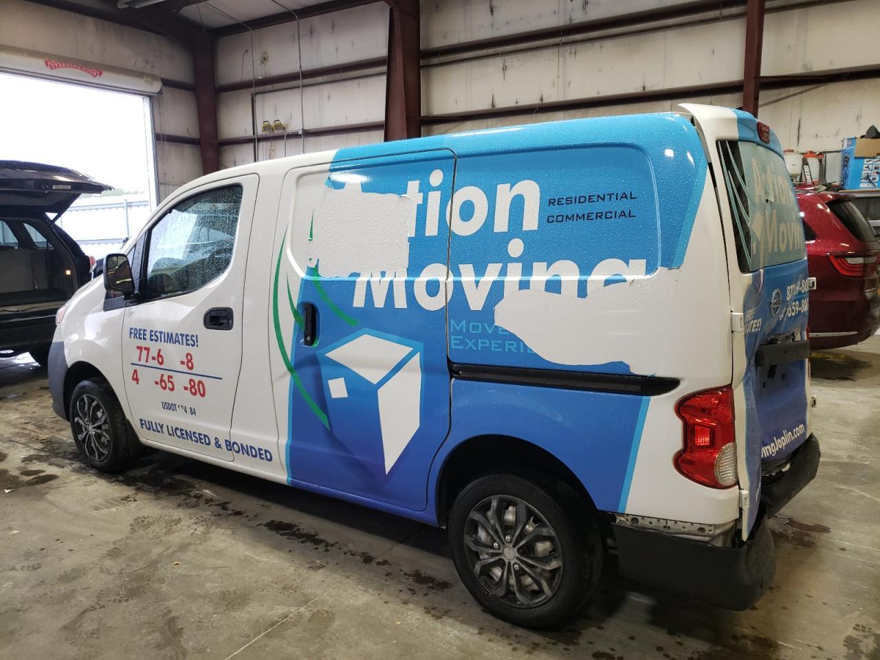 2017 Nissan Nv200 2.5S - Фото 2