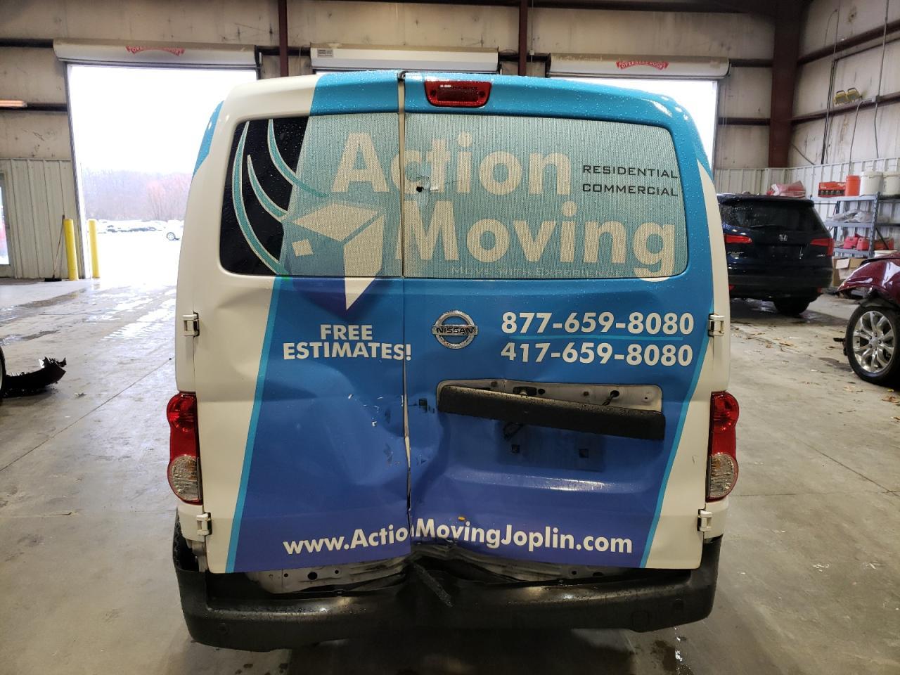 2017 Nissan Nv200 2.5S - Фото 6