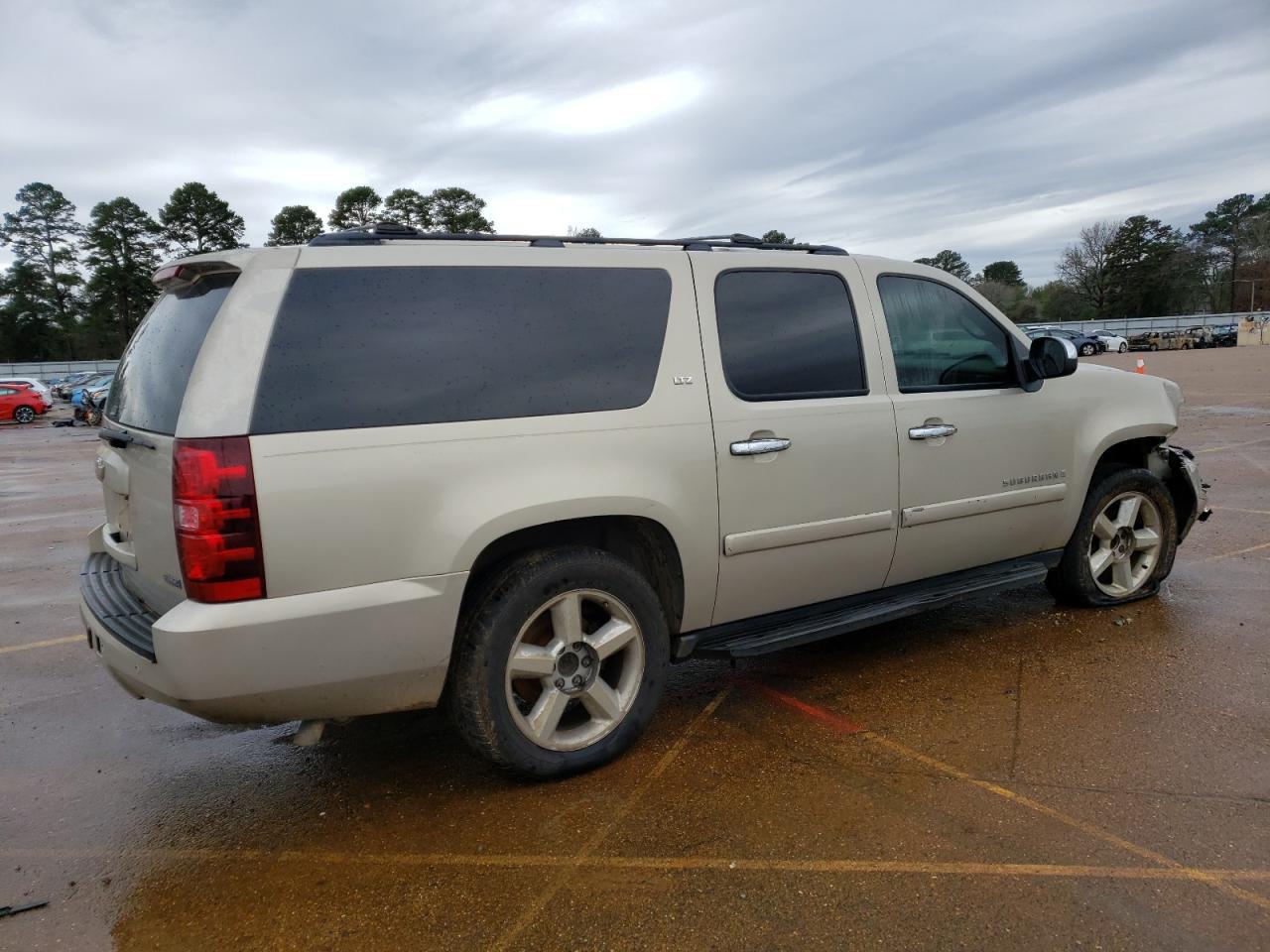 2008 Chevrolet Suburban C1500 Ls - Фото 3