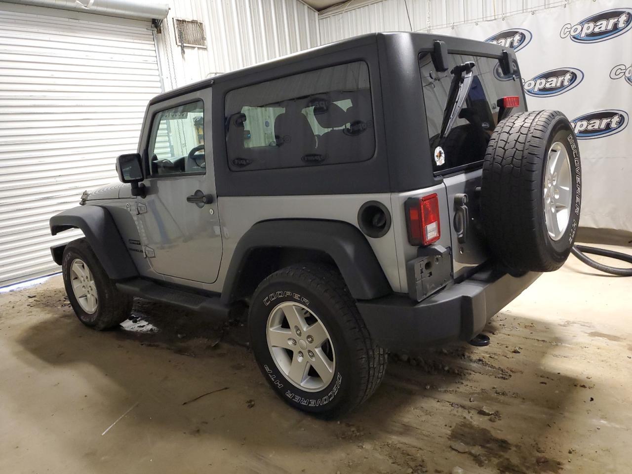 2014 Jep Wrangler S - Фото 2