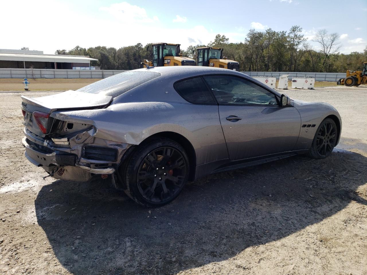 2014 Maserati Granturismo S - Image 3