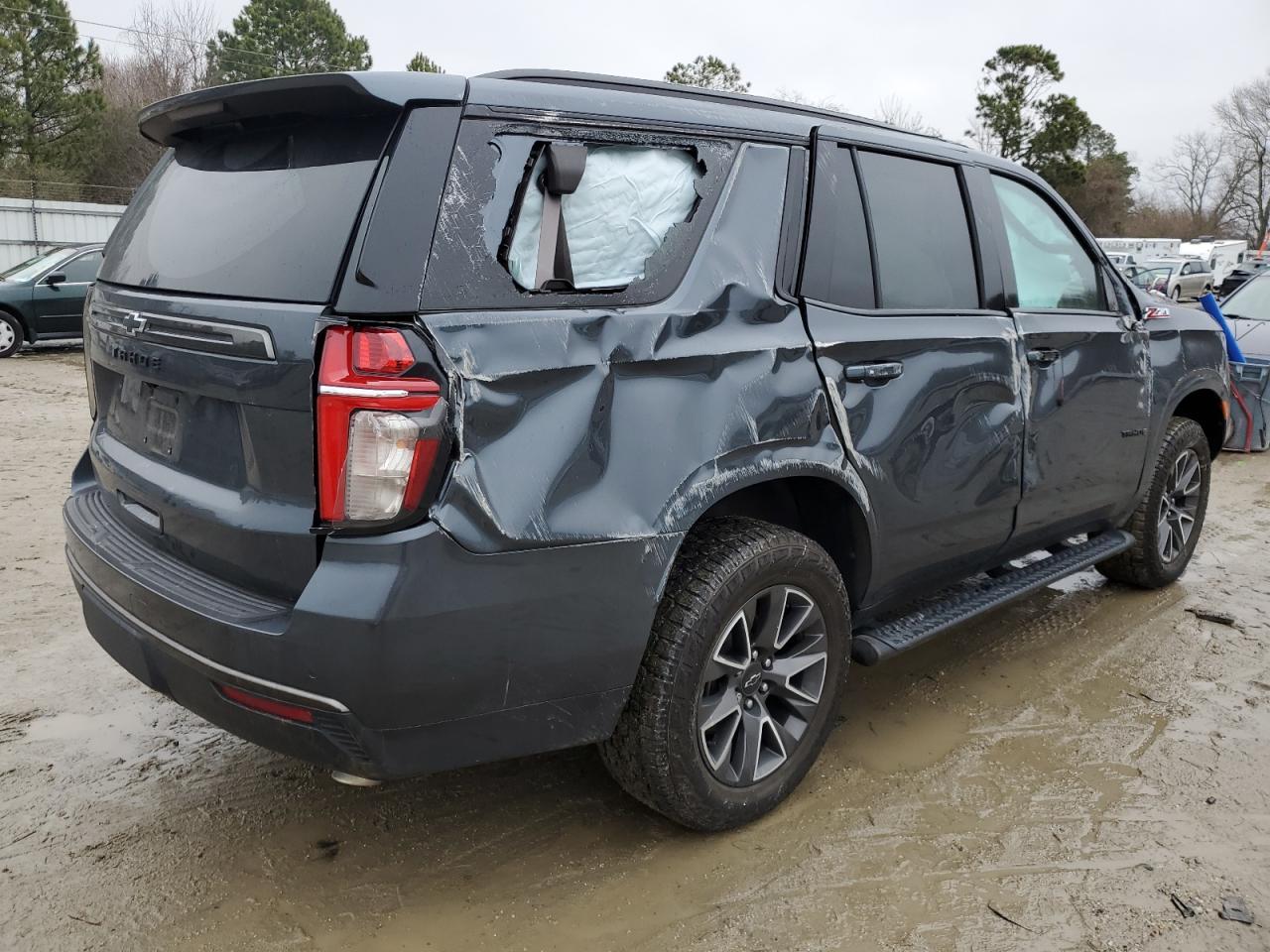 2021 Chevrolet Tahoe K1500 Z71 - Фото 3