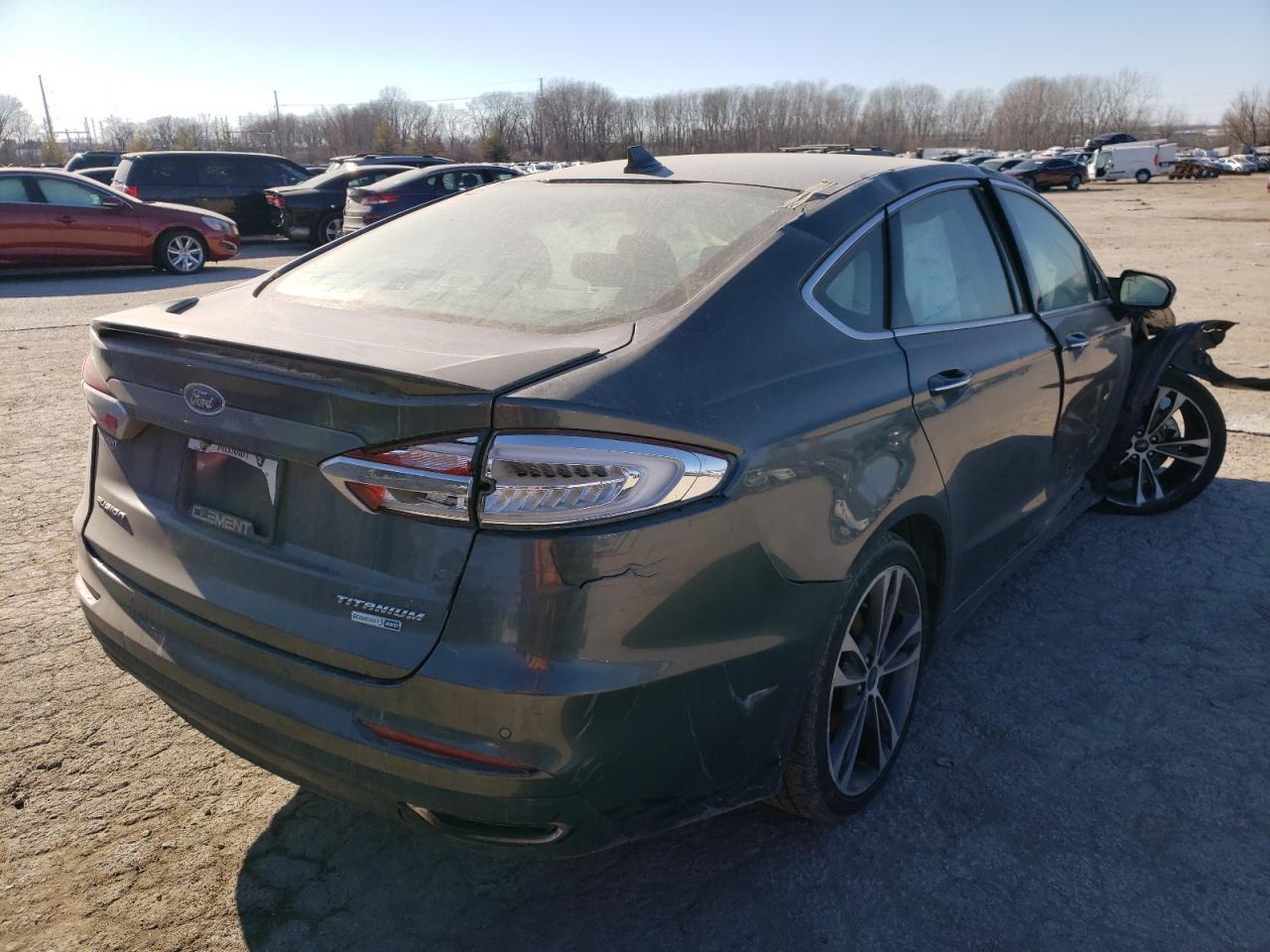 2020 Ford Fusion Titanium - Фото 3