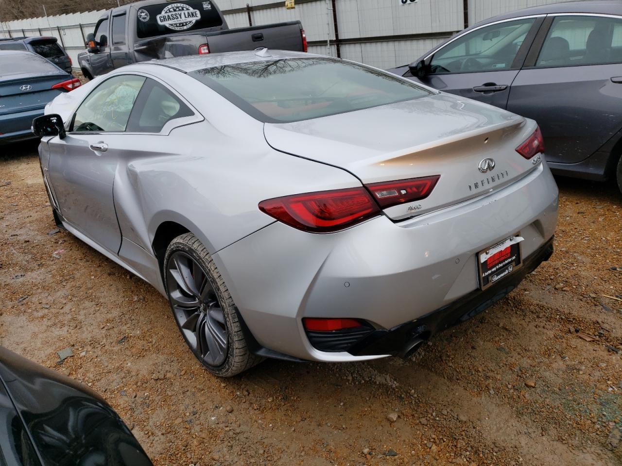 2018 Infiniti Q60 Red Sport 400 - Image 2
