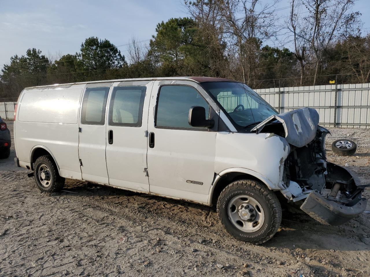 2004 Chevrolet Express G2500 - Фото 4