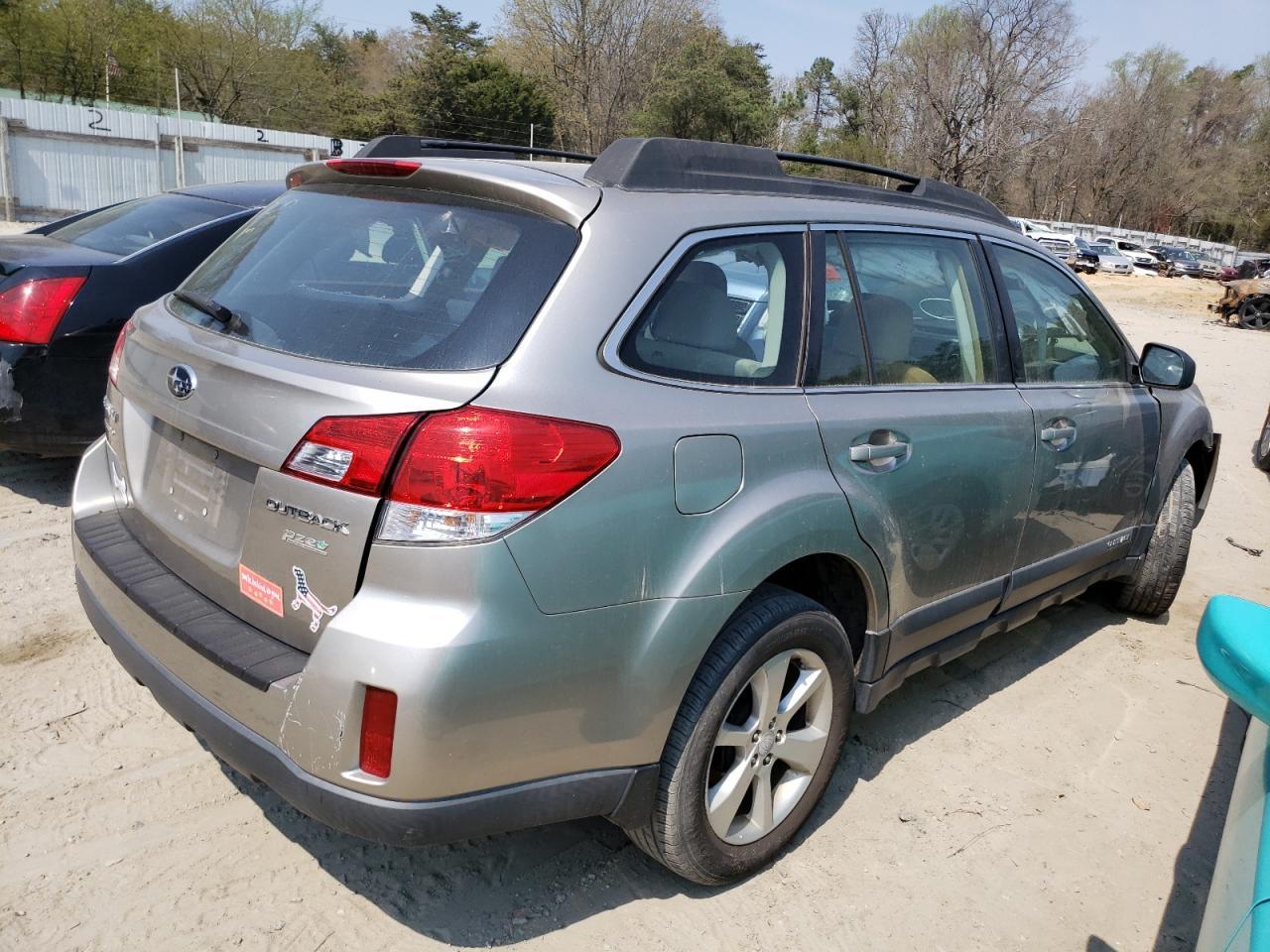 2014 Subaru Outback 2.5I 2.5I - Image 3