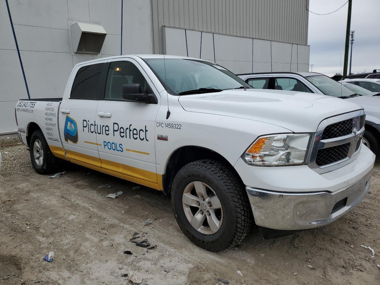 2019 Ram 1500 Classic Slt - Image 4