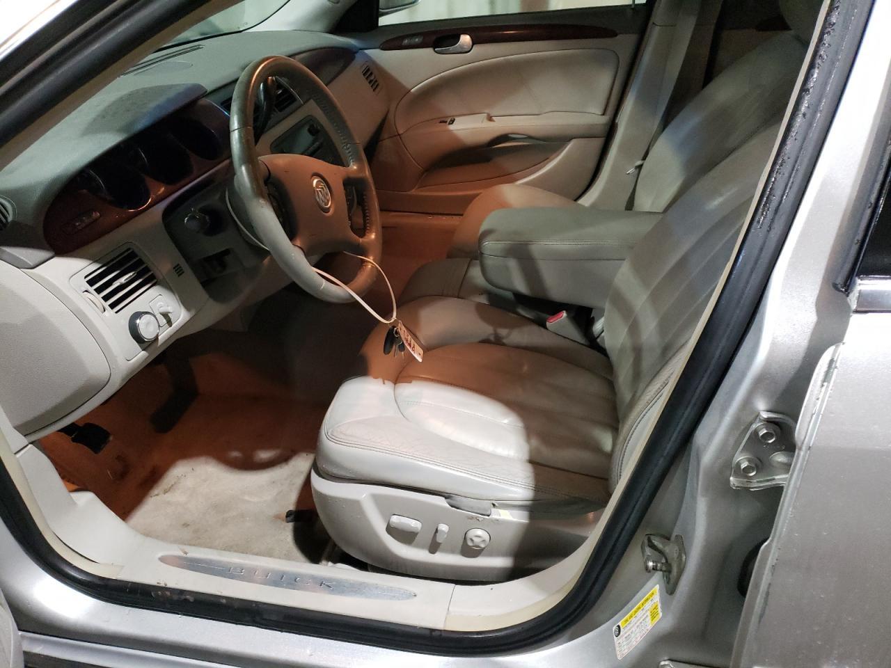 2009 Buick Lucerne Cxl - Image 7