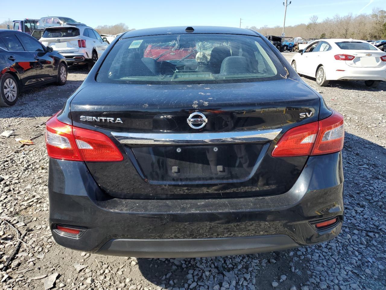 2016 Nissan Sentra S - Фото 6