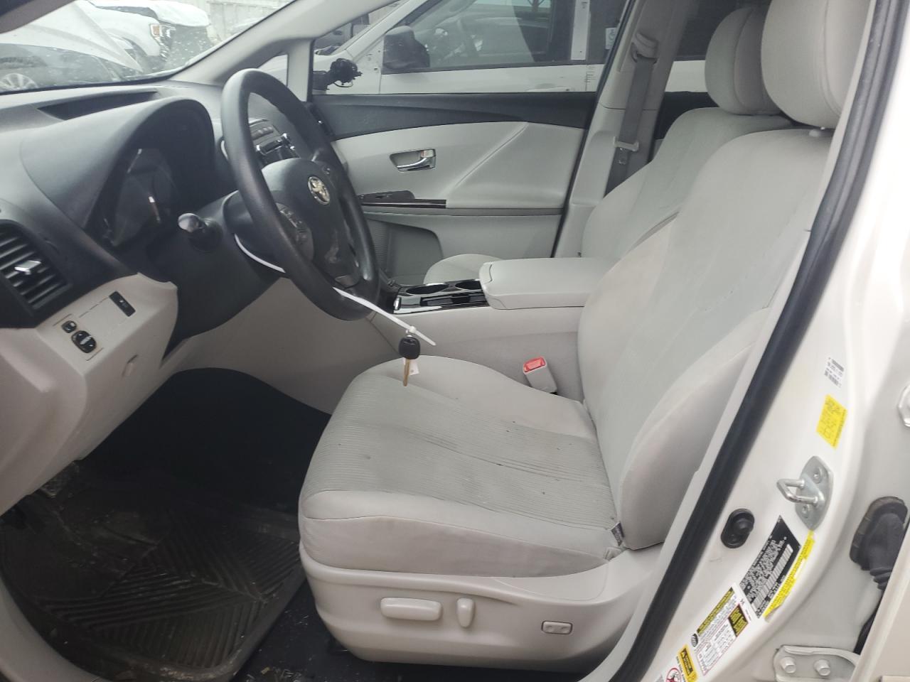 2010 Toyota Venza - Фото 7