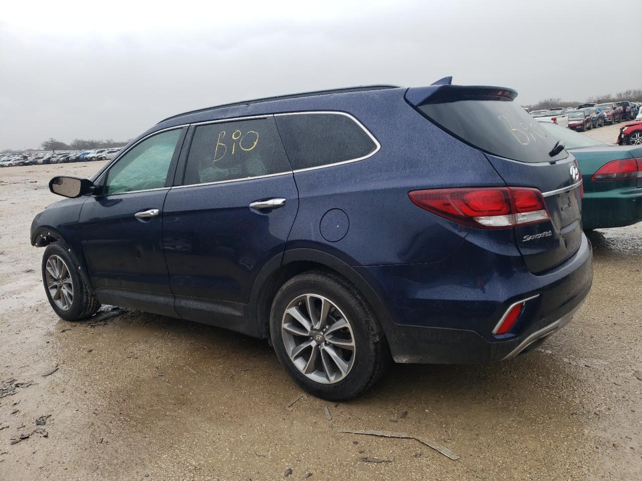 2017 Hyundai Santa Fe Se - Фото 2