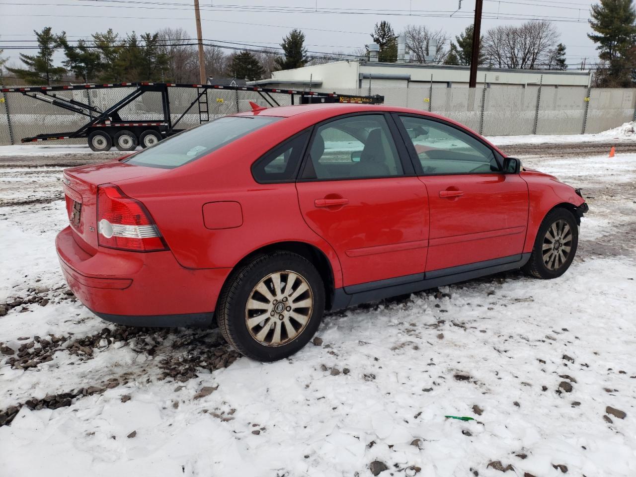 2005 Volvo S40 2.4I - Image 3