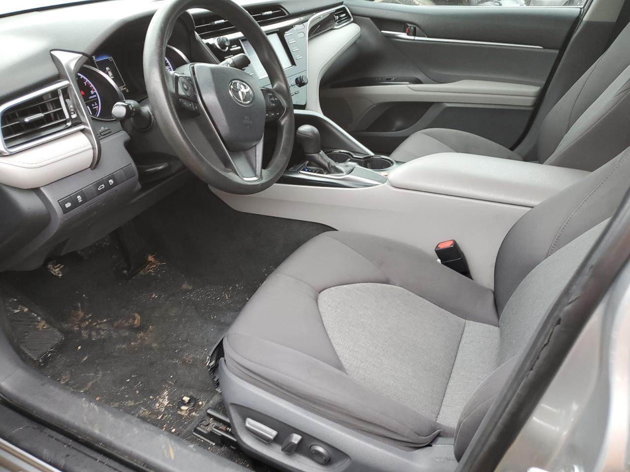 2018 Toyota Camry L - Фото 7