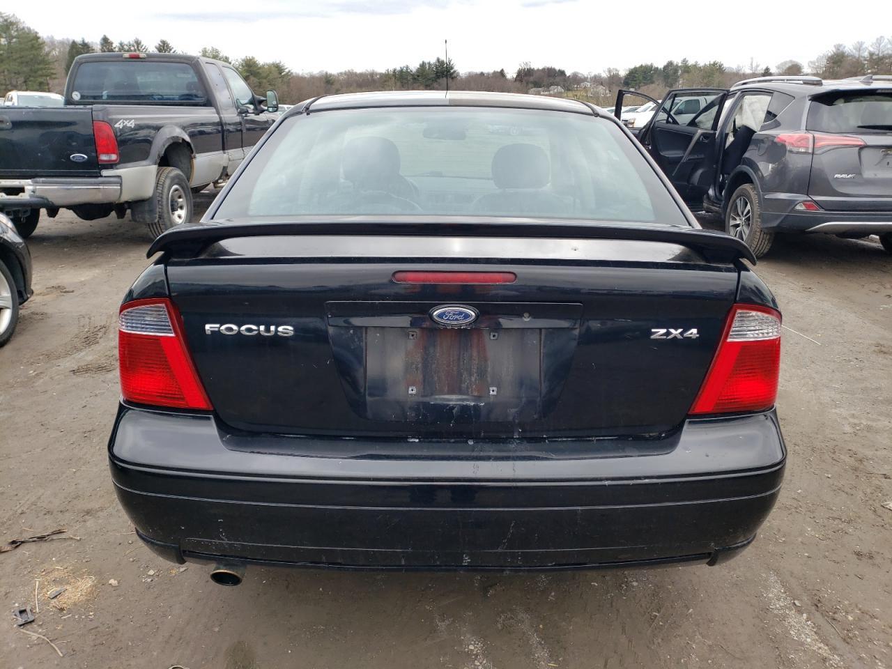 2005 Ford Focus Zx4 St - Image 6