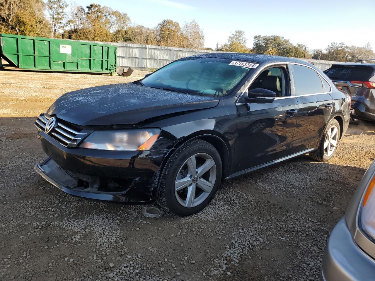 2013 Volkswagen Passat Se