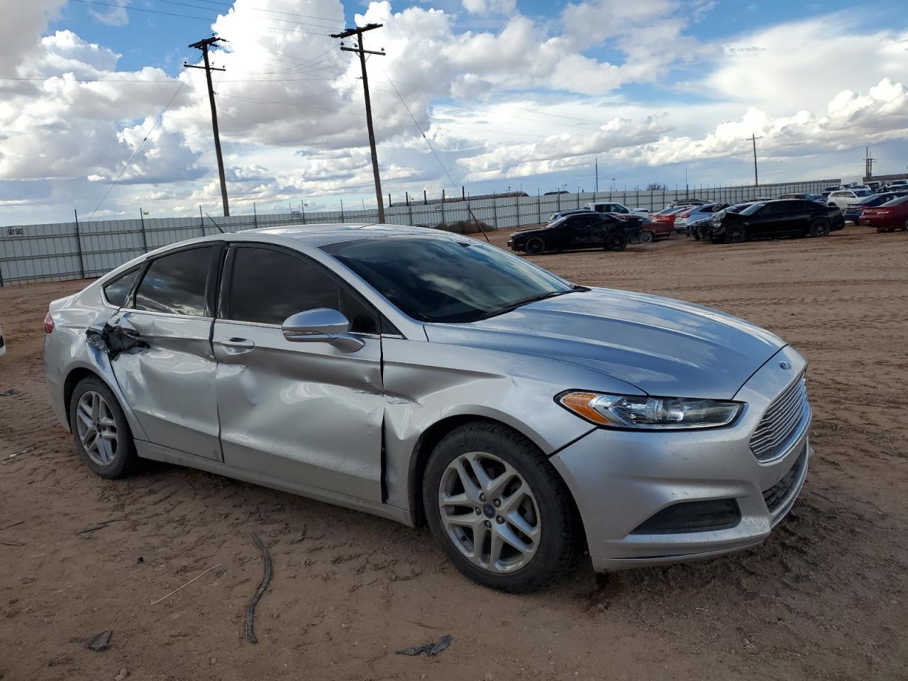 2016 Ford Fusion Se - Фото 4