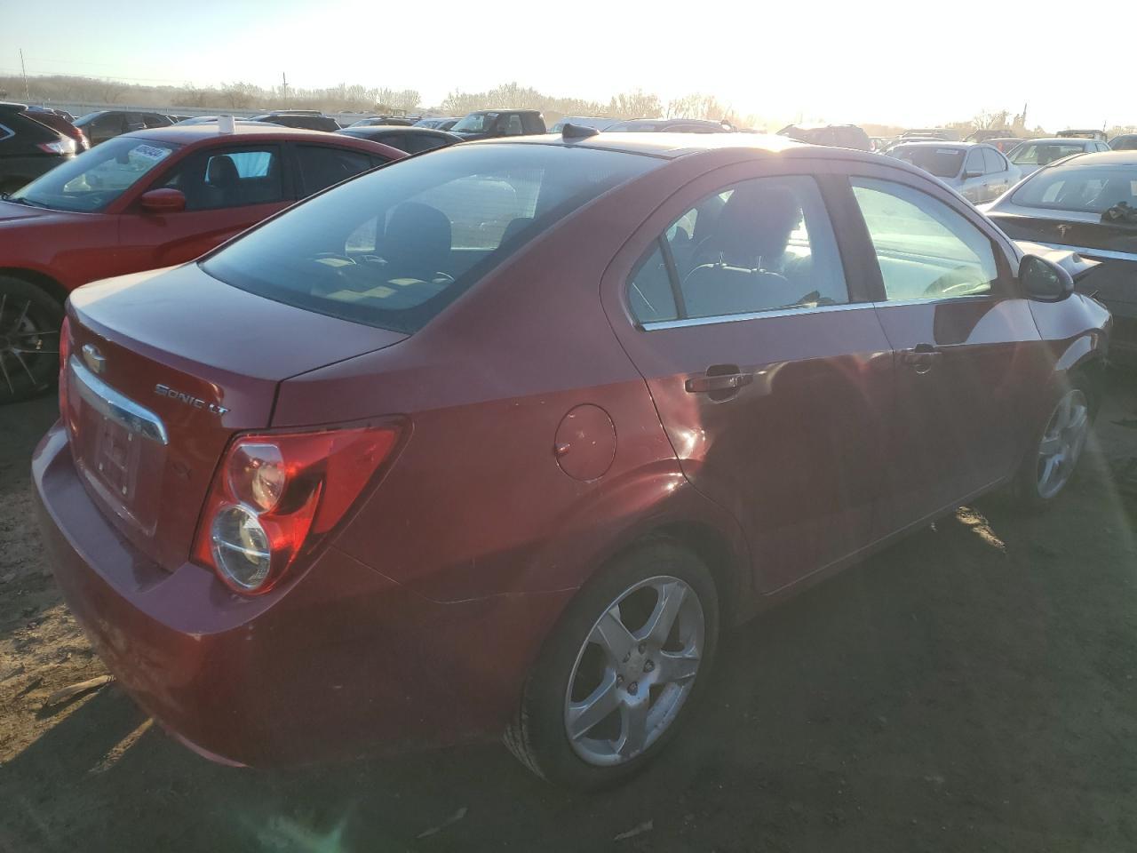 2013 Chevrolet Sonic Lt - Фото 3
