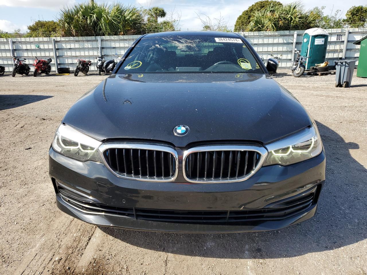 2019 BMW 530E - Image 5